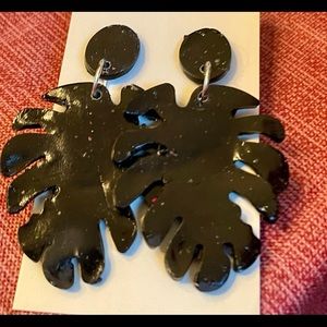 Polymer clay monstera leaf earrings